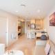 180 Degrees Seaview and Harbor View 2 bedroom Apartment, Окленд - Фото 2