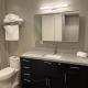 Cle Suites 3BR 2BA 5 min Walk to Cle Clinic Unit 2, Cleveland - Photo 6