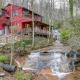 'Bearadise' Cabin w/ Hot Tub at Hidden Gem Falls!, Franklin