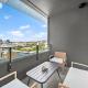 Spacious Valley Pad in James Street Precinct Brisbane - Zdjęcie 10