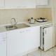 Apartment in Foura with a balcony or terrace, Fourka (fotografie 3)