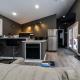 Modern Nimitz Cabin on 19 Acres with Fireplace and WiFi, Nimitz (фото 2)