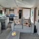 Sunset retreat caravan with large wrap around decking Newquay - Foto 5