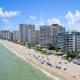 Beach Front 2 Bed Condo - Pool & Tiki Bar, Fort Lauderdale (photo 6)