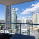 1Bed 1Bath with Story Bridge and River Views, Parking, and Private Balcony M7 Brisbane - Fotografie 9