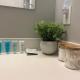 Luxury Apartment with Gym, Steps From Commuter Rail #2009, Reading (foto 6)