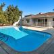 House with pool in prime location - 10 mins to Universal Studio, Garnsey (fotografie 8)