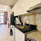 Upscale Apartment at Oval Tower Near Downtown with Balcony and Parking by Belvilla, Dubaï - Photo 6