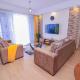 executive newly furnished apartment with ample parking space,heated swimming pool ,modern equipped gym and, child play area and a relaxing rooftop with amazing scenic views, Nairobi - Foto 1
