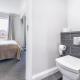 Beautiful City Centre Apartment Belfast - Photo 7