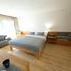 Studio with balcony, Niesen view & free parking near Interlaken, Thunersee & Blausee Aeschi bei Spiez - Fotografie 3