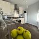 Modern 3 bed Semi-detached, Manchester - Photo 4