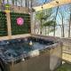Lakeside cottage w/ 3 bed, 2 bath & spectacular view!, Lucas (Foto 2)