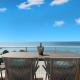 3 Bedroom Beachfront Penthouse with Epic Rooftop & Ocean Views, Pialba (Foto 2)