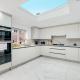 Stunning 5 Bedroom, 3 Bathroom Home in Windsor, Windsor - Foto 10
