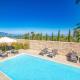 Villa Dassos by Villa Plus, Skinária