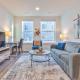 Luxury Apt with Rooftop Terrace and Pool, Prospectville