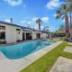 4BR MidCentury Alexander Home in Vista Las Palmas