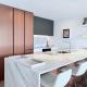 Catalina Bay 2BR w Balcony Views by Zodiak Stays, Окленд - Фото 5