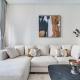Luxury 3BR Apt with Balcony & Views, Aykon Tower, Dubaï - Photo 8