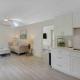 Camden Cottage # 4 - Downtown Stuart, Stuart (photo 8)