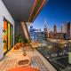 Luxurious One Bed Near Dubai Mall with Burj and Canal View, Dubaï - Photo 2