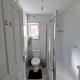 Cosy Double Room with private WC near Heathrow Airport, Hounslow (zdjęcie 6)