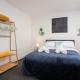 Beautiful 2 Bed House Near Etihad Stadium & Coop Live, sleeps 5, Free Parking, Manchester - Photo 3