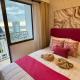 Shore Residences Sunset Room facing Manila Bay & City View RM1641 by Prime Stay MOA, Manila - Foto 1