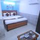Prime Rooms - Satya Niketan Nr South campus Metro, New Delhi - Foto 1