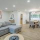 Beautiful 5 bedroom sleeps16 pool Universal, Los Angeles - Foto 4