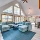 Lakefront Poconos Cabin with Deck and Game Room, Pocono Lake (foto 3)
