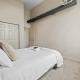 803- Comfy Getaway Parking Bunk Bed Wi-Fi, Cleveland - Photo 4