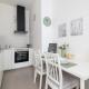 Modern Apartment with Air Conditioning and Parking in Cracow by Noclegi Renters Cracovia - Foto 3