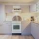 Spacious Basement Apartment with Mountain Views, Streymnes