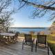 Waterfront Home with Guest Cottage, Oak Bluffs (foto 2)