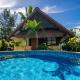 Toahere Beach House - Beachfront - Pool - Pontoon