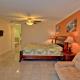 New Renovation, EV charger, 5 Lots To The Beach,Heated Pool,Jaccuzi South Padre Island - Photo 8