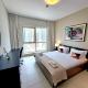 REFURBISHED 2BHK - Panoramic Sea & Beach View Stay-Sleeps 6, Dubai - Photo 4