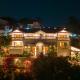 StayVista at Villa Tesoro with Outdoor Pool, WiFi, Lonavala - Foto 1