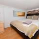 Charming 3-Bedroom Apartment in Midtown West, New York - Photo 5