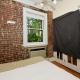 Charming 3-Bedroom Apartment in Midtown West, New York - Photo 10
