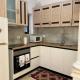 Central Comfort 2BR with Lush Living Room, Tirana - Photo 6