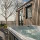 Luxe Tiny House incl Jacuzzi en Strandhuisje in zomerseizoen, Meliskerke - Fotografie 4