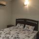 Flat Apartment 1 & 2 Bed Guest Rooms near Bahria Town Orchard Raiwind Road Lahore independent OR Shared - Foto 1