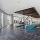Gorgeous High-Rise Unit with Sky Bar Pool and Gym Melbourne - Zdjęcie 5