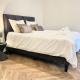 Stylish Studio with Balcony, Near Tilburg Station, Tilburg (foto 4)