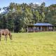 The Hitching Rail Hut - Romantic, Rural, Horses
