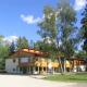Waide Motel, Elva