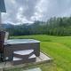 Pet Friendly 3 Bdrm Home with Hot Tub by StayIn, Fernie - Fotografie 8